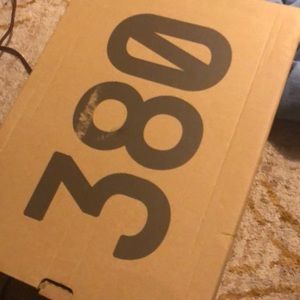 Yeezy 380 onyx